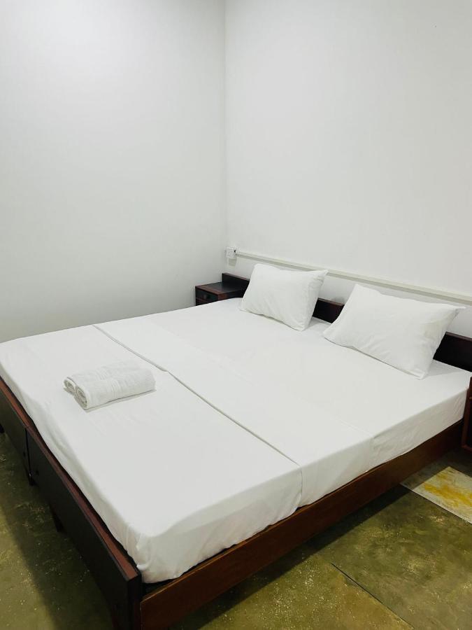 Surf Front Hotel Ahangama Exterior photo